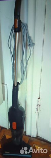 Вертикальный пылесос