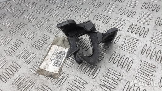 Замок капота mercedes benz M-class W164 (84C19VR01