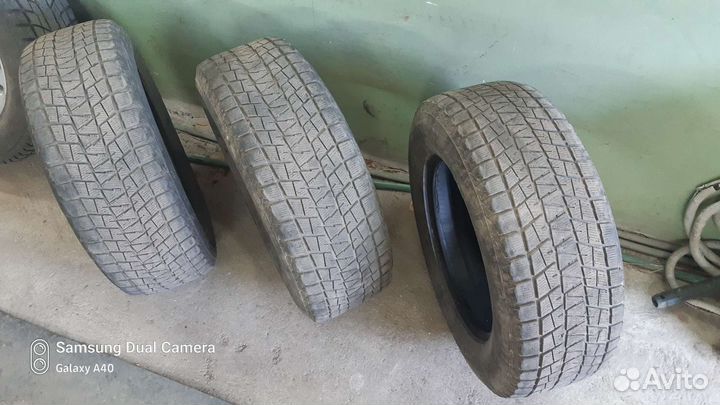 Bridgestone Blizzak Ice 26.5/65 R17