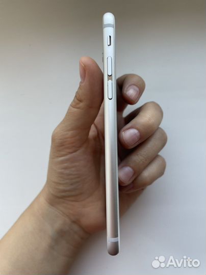 Телефон iPhone 6s 64 silver