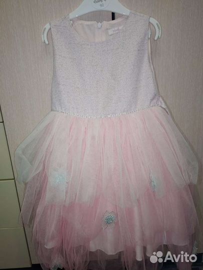 Нарядное платье для девочки