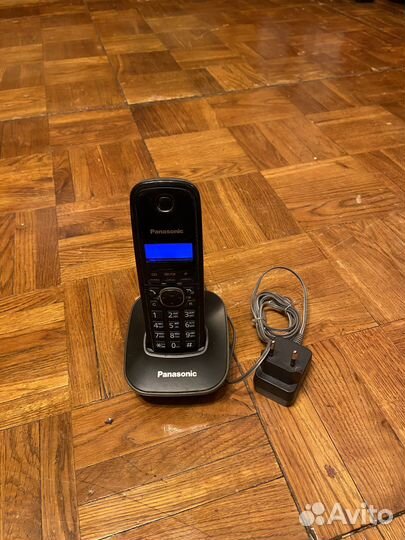 Стационарный телефон panasonic