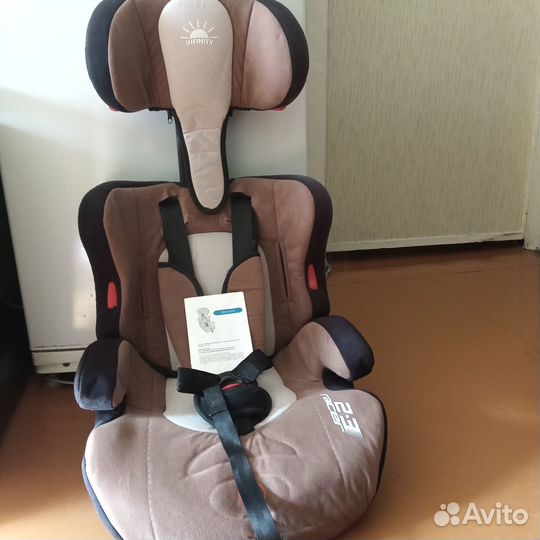 Детское автомобильное кресло от 9 до 36 кг