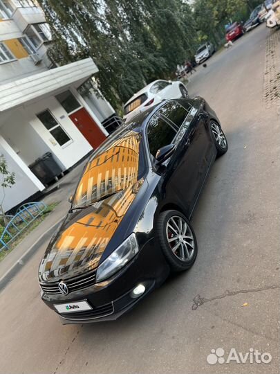 Volkswagen Jetta 1.6 AT, 2013, 321 000 км