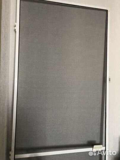 Москитная сетка на балконную дверь