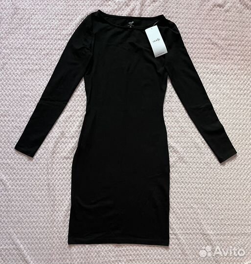 Черное платье xxs