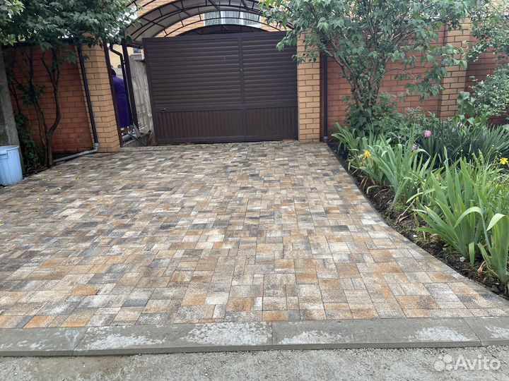 Тротуарная плитка работы под ключ