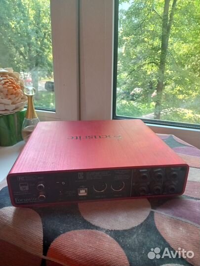 Звуковая карта Focusrite Scarlett 6i6