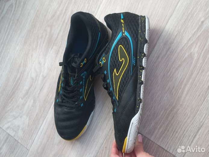 Футбольные бутсы 41-42 р-р