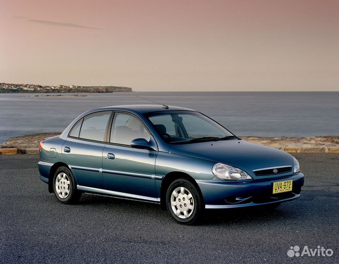 Лобовое стекло Kia RIO 4D Sedan/5D Hatchback 2000