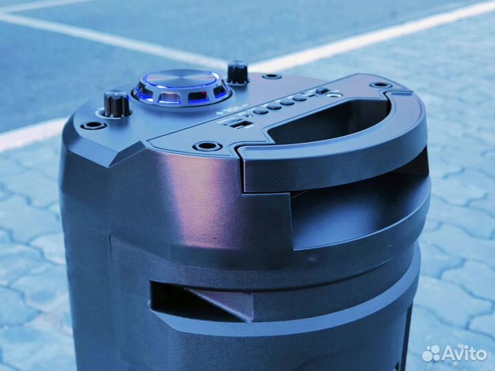 Музыкальная колонка с блютузом