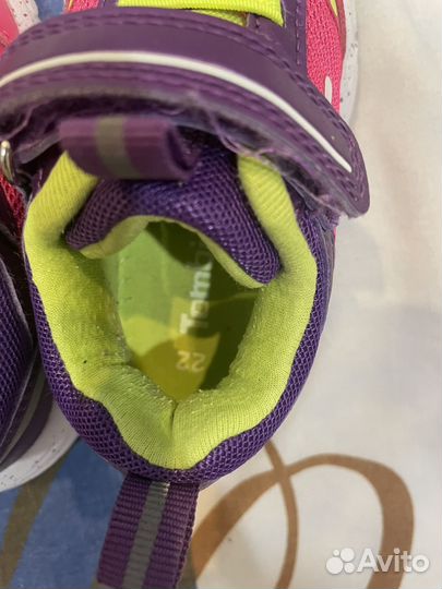 Кроссовки для девочки 22 р