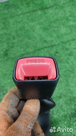 Замок ремня безопасности задний Lexus RX400H 2007