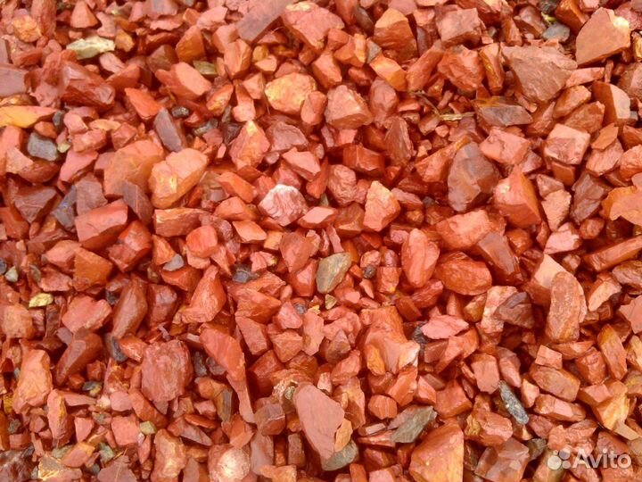 Крошка мраморная белая ; яшмоид ;серпентенит