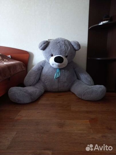 Большие плюшевые медведи