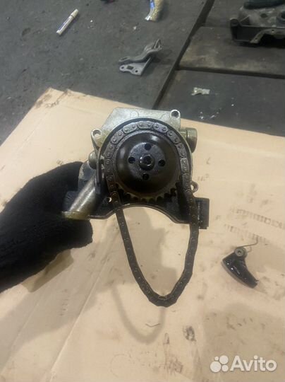 Масляный насос Volkswagen Skoda 1,6 CFN