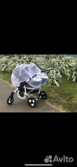 Коляска для двойни