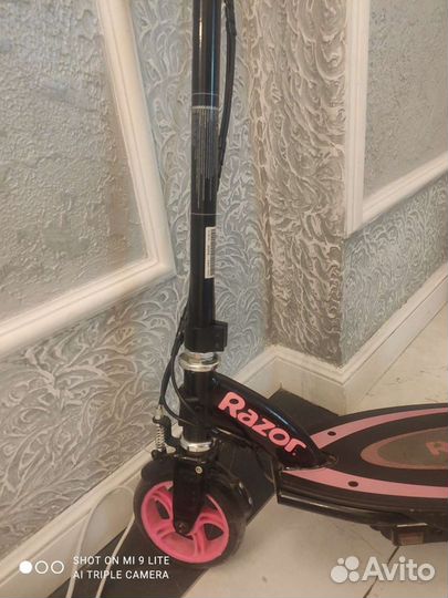 Детский Электрический самокат Razor e90