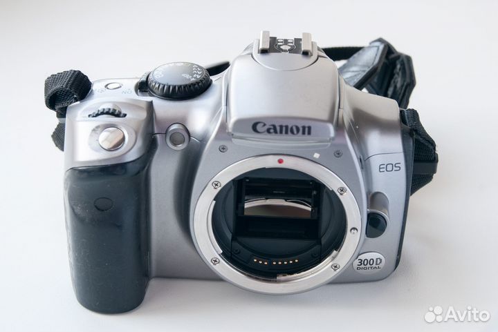 Canon EOS 300D на запчасти или в ремонт