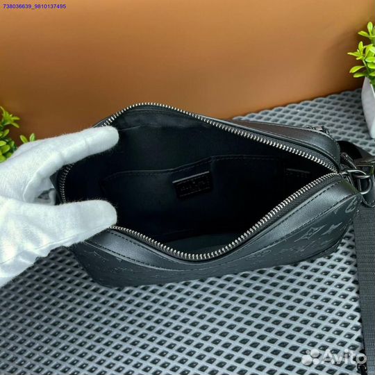 Сумка через плечо Louis Vuitton Trio Messenger (Ар