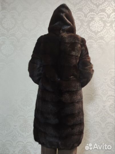 Шуба норковая с капюшоном