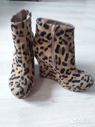 Ботинки на танкетке 36