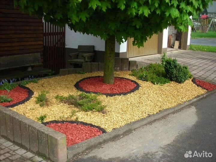 Щепа деревьев, мульча, минеральное удобрение