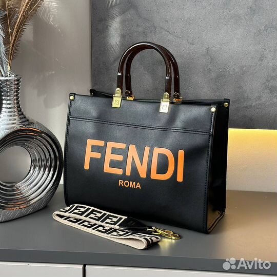 Женская сумка Fendi