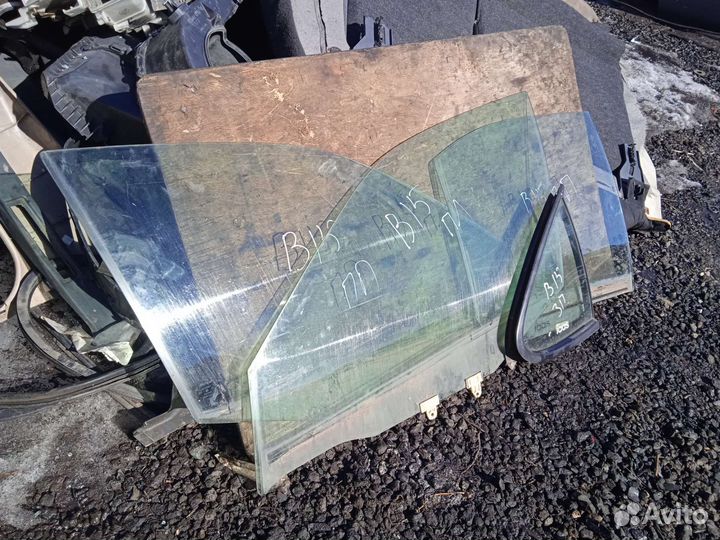 Стекло Ниссан Санни б15