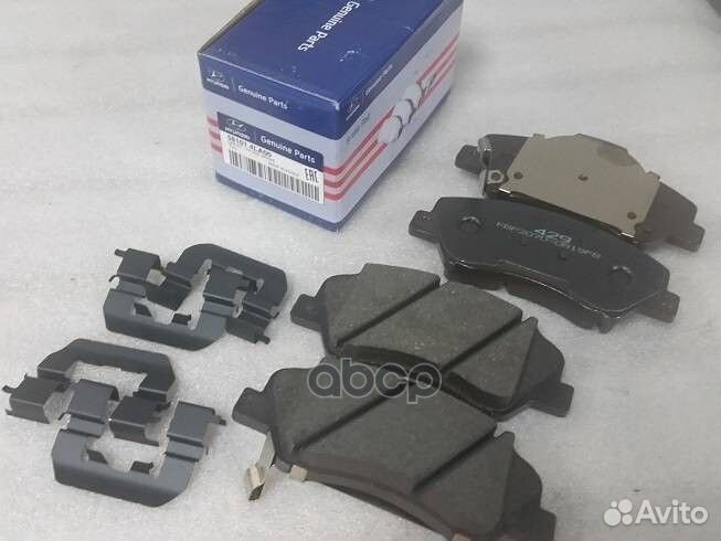 Комплект тормозных колодок c накладками (4шт)