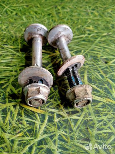 Болты болт развальный для Форд Фокус 1 1.6л 2003г