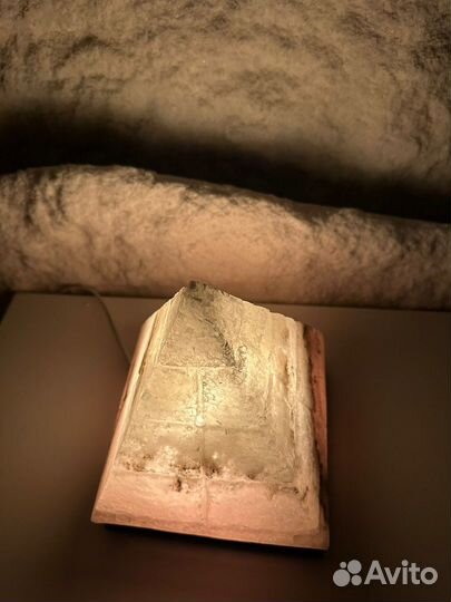 Соляная лампа Пирамида