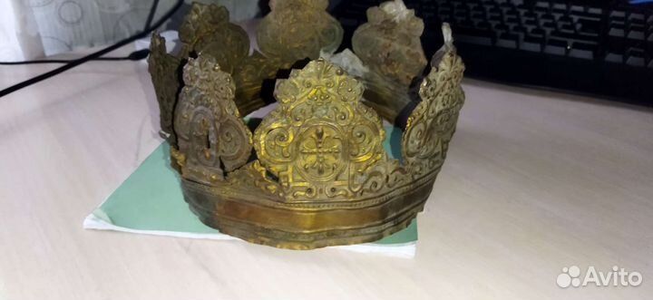 Корона (венец) предположительно из латуни