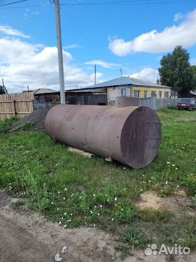 Продам емкость (бочку)