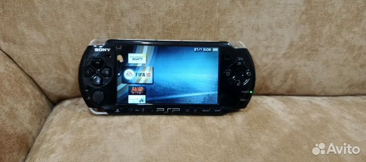 Sony psp 3008 прошитая 16 gb 20 игр, чехол, футляр