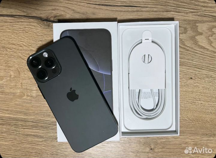 iPhone 16 Pro Max, 512 ГБ