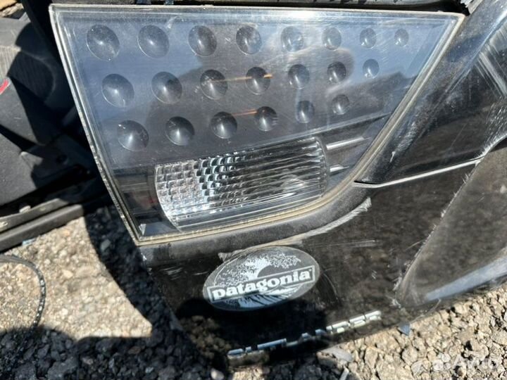 Фонарь в крышку багажника правый Mitsubishi