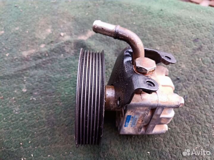 Насос гидроусилителя Сузуки Гранд витара 1.9 л TD