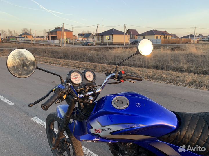 Мотоцикл 200