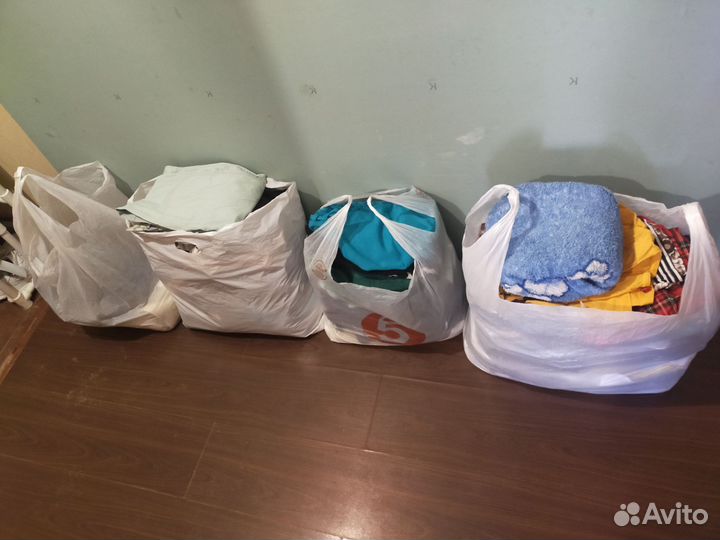 Вещи женские и на девочку подростка