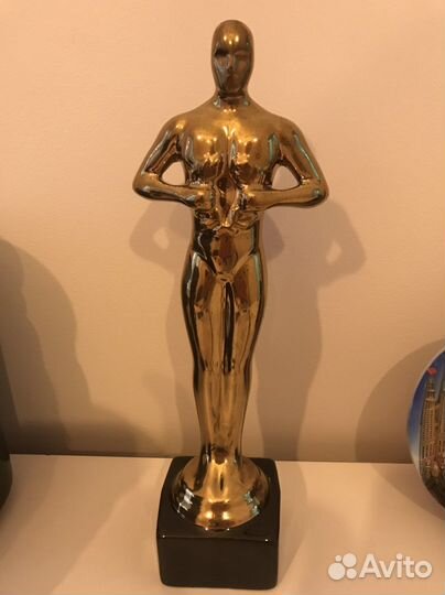 Оскар статуэтка