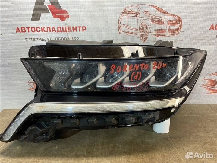 Фара левая Kia Sorento с 2020 года