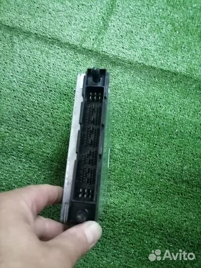 Блок управления двигателем B5244S 30684877 Volvo V