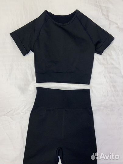 Костюм для фитнеса