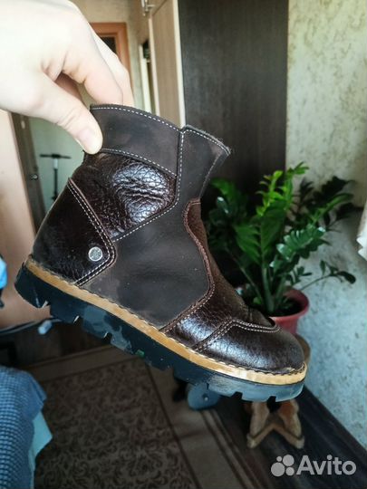 Ботинки демисезонные для девочки 29 размер