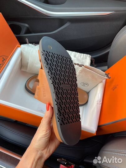 Сандалии Шлепки Hermes Chypre