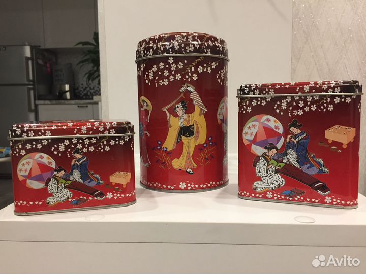 Жестяная банка для хранения