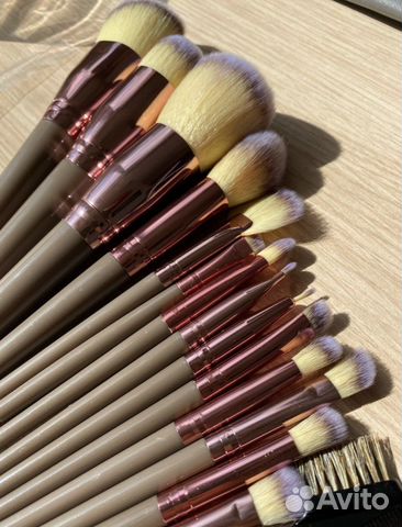 Набор кистей для макияжа