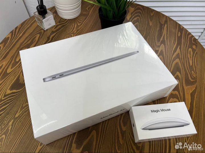 Apple MacBook Air 13 8/256 (Запечатан; Гарантия)