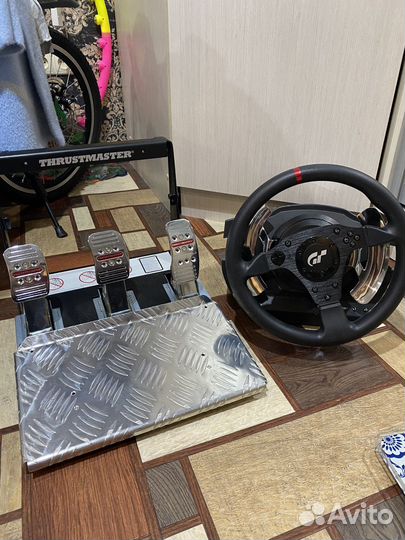 Игровой руль Thrustmaster T500RS